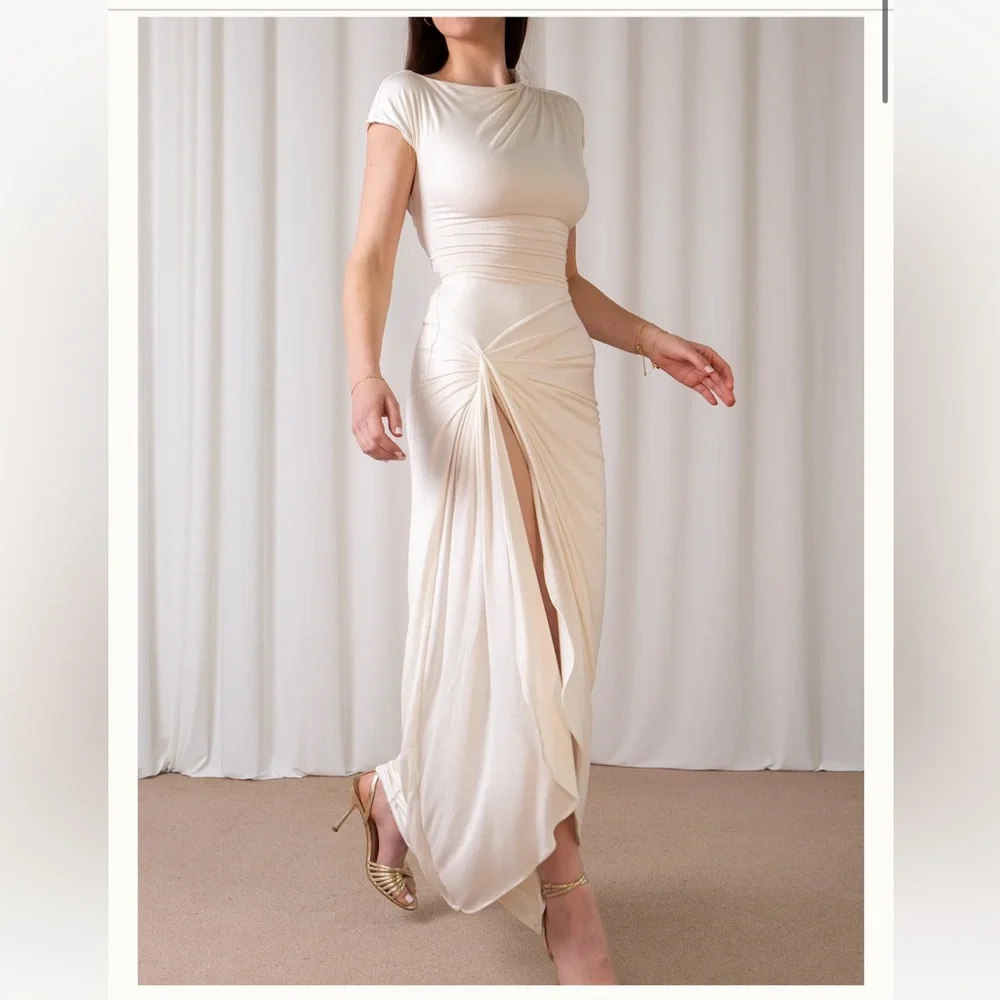 aym nwt Venus dress in natural - Picture 4 of 12